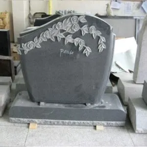 G 654 monument van bloemsculpturen
